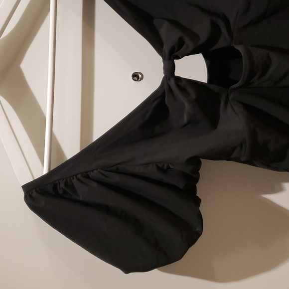 NWOT Puff Sleeve Swimsuit - L - Picture 3 of 6